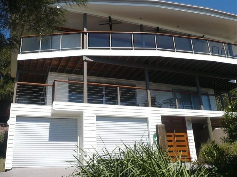 16 Cumming Parade, Point Lookout QLD 4183