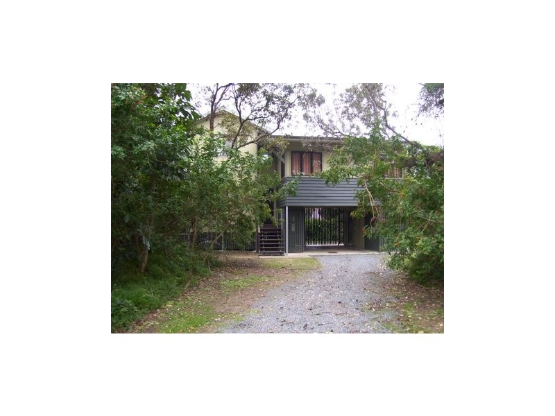 102 Mooloomba Road, Point Lookout QLD 4183