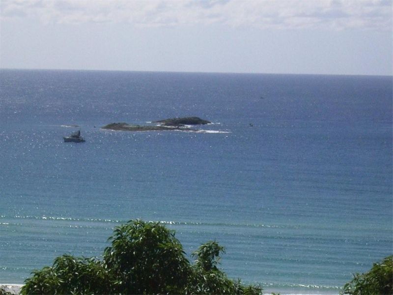 43 Tramican Street, Point Lookout QLD 4183