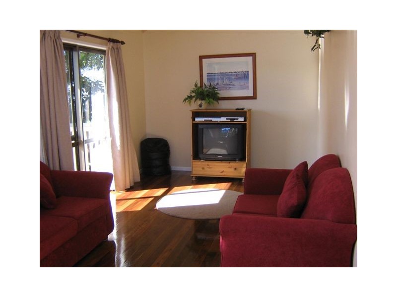 4 Bigoon Road, Point Lookout QLD 4183