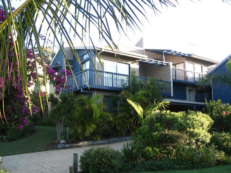 1/5 Roseby Court, Point Lookout QLD 4183