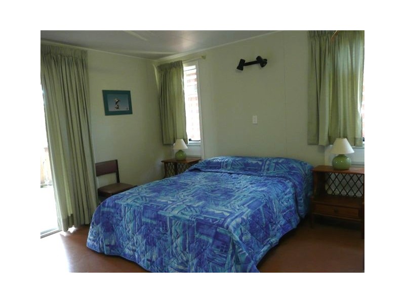 1 Bimba Street, Point Lookout QLD 4183