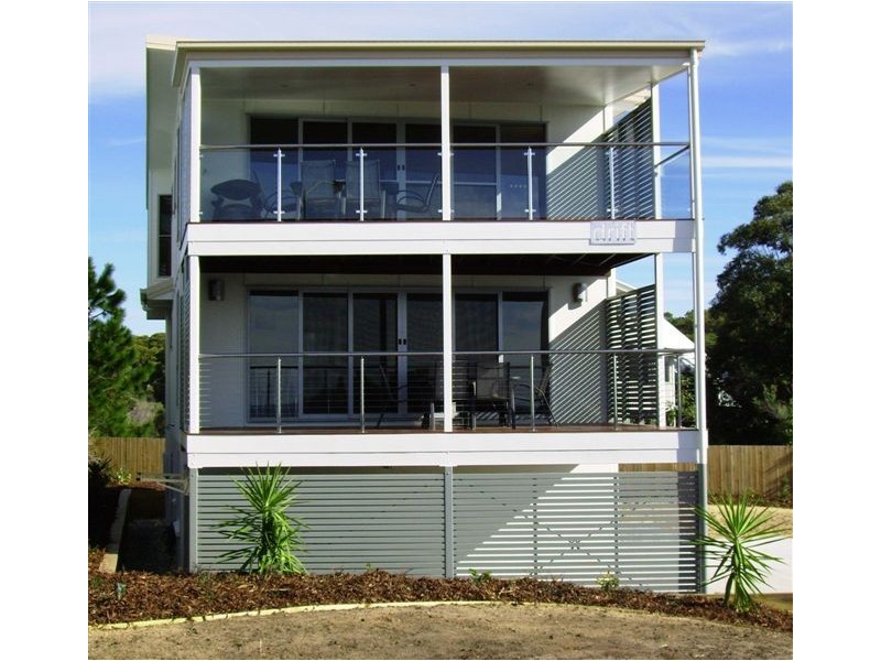 4 Pratt Court, Point Lookout QLD 4183