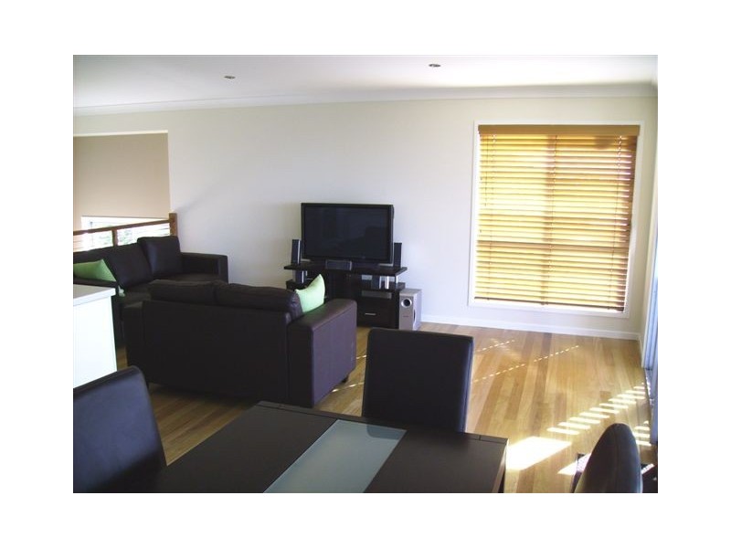 4 Pratt Court, Point Lookout QLD 4183