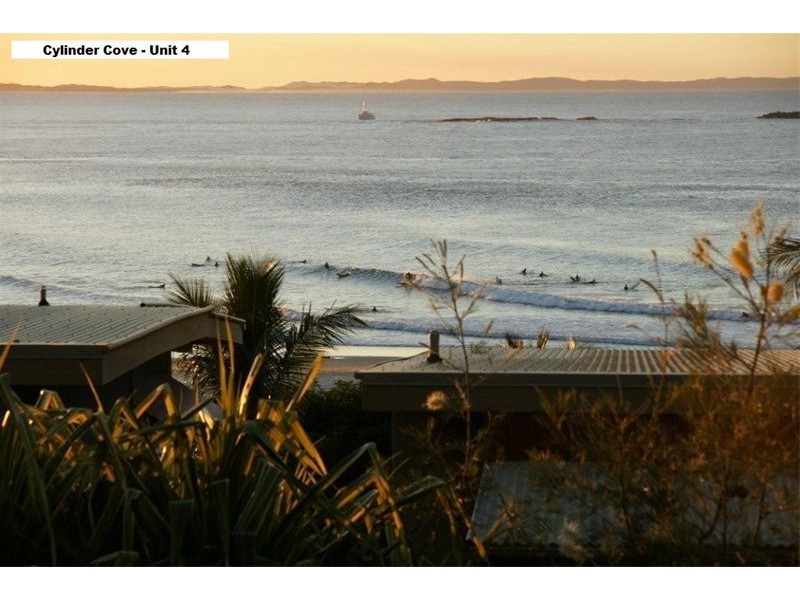 118 Mooloomba Road, Point Lookout QLD 4183