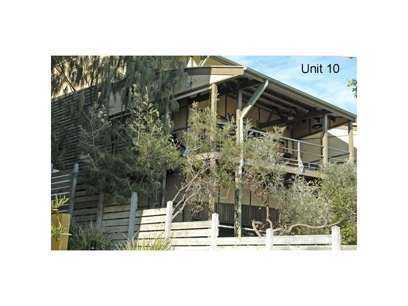 122 Mooloomba Road, Point Lookout QLD 4183