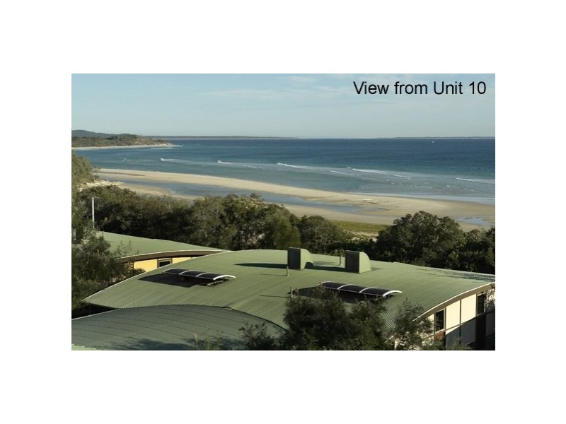 122 Mooloomba Road, Point Lookout QLD 4183