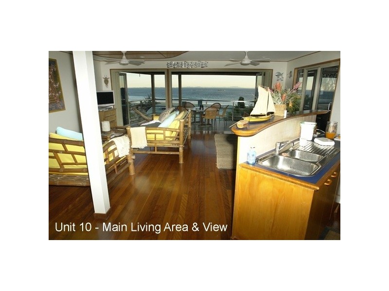 122 Mooloomba Road, Point Lookout QLD 4183