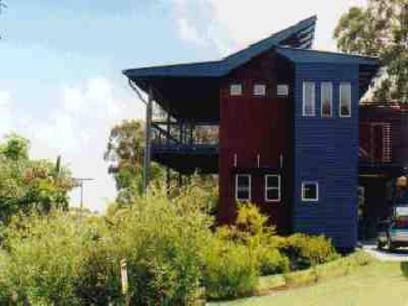 17 Merinda, Point Lookout QLD 4183