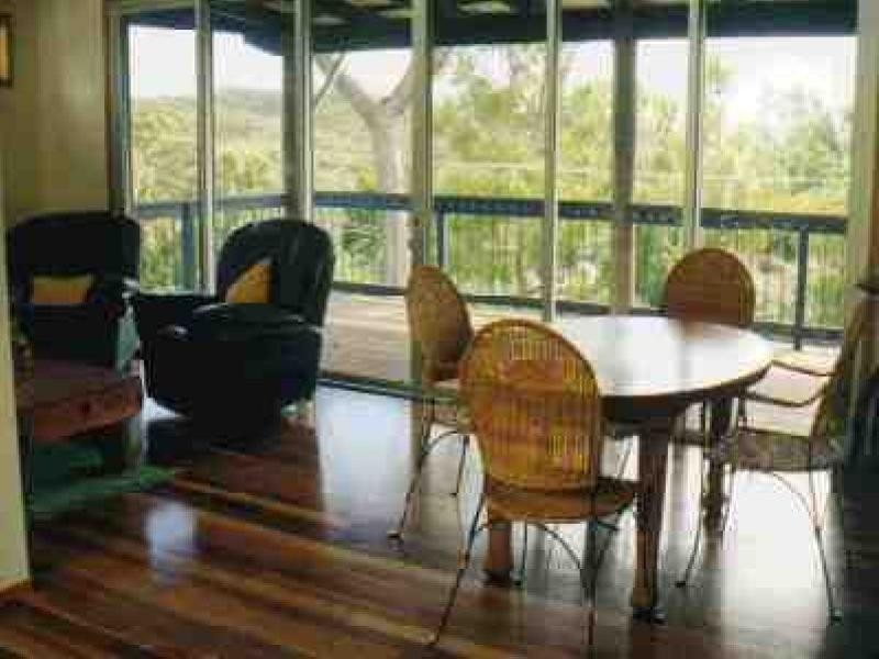 17 Merinda, Point Lookout QLD 4183