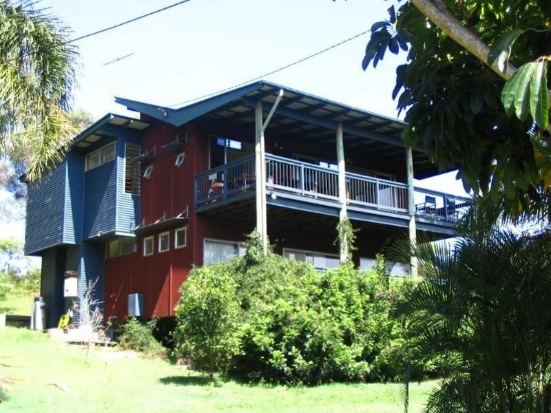 17 Merinda, Point Lookout QLD 4183