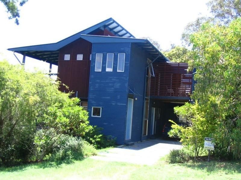 17 Merinda, Point Lookout QLD 4183