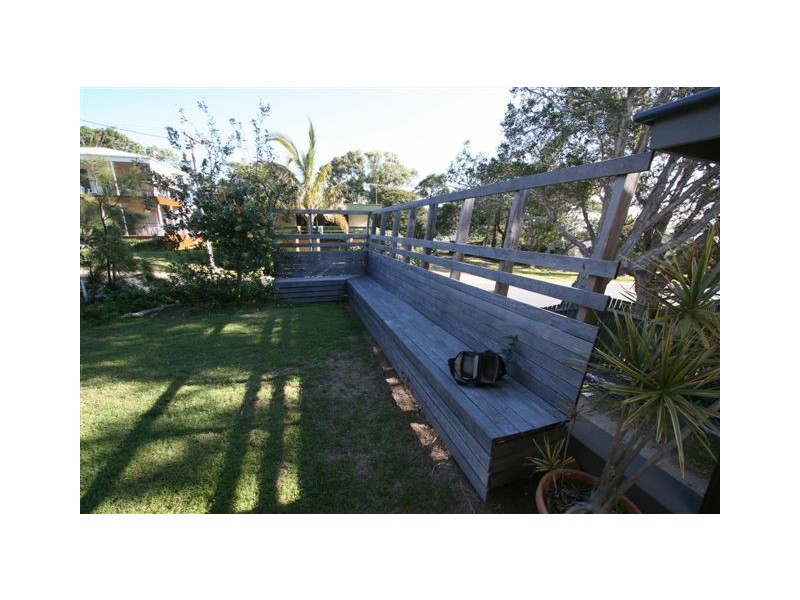 3 Bambara Street, Point Lookout QLD 4183