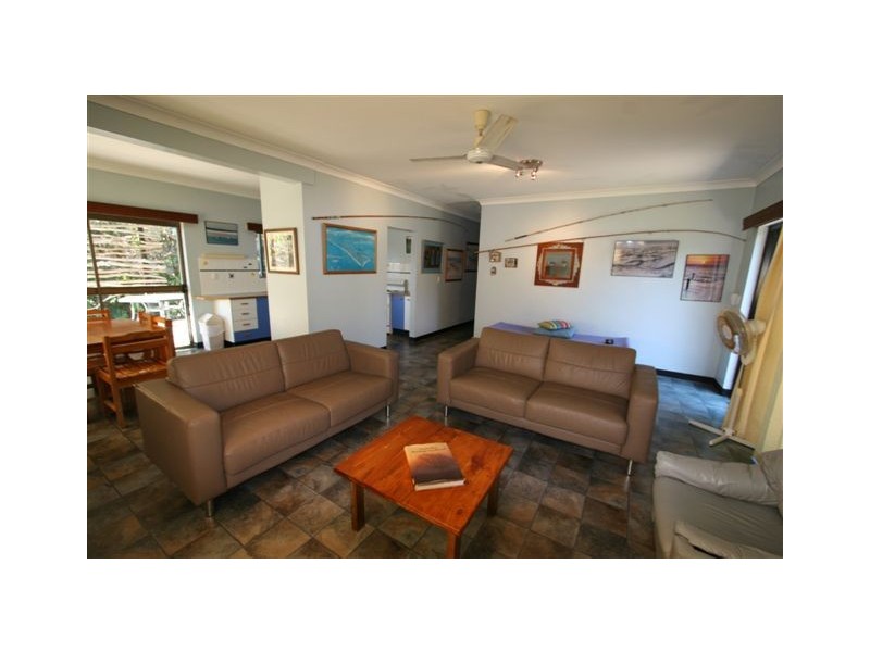 3 Bambara Street, Point Lookout QLD 4183