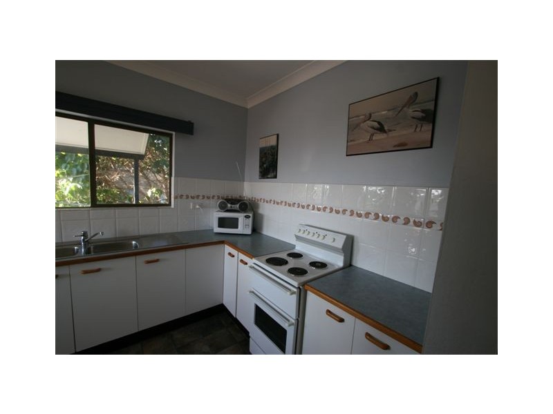 3 Bambara Street, Point Lookout QLD 4183
