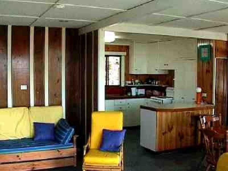 3 Karboora Drive, Point Lookout QLD 4183