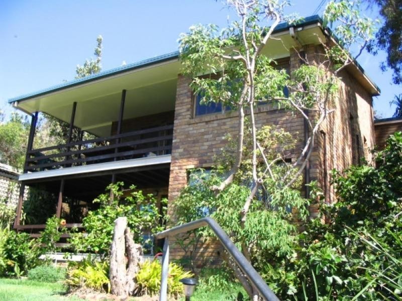 121 Mooloomba Road, Point Lookout QLD 4183