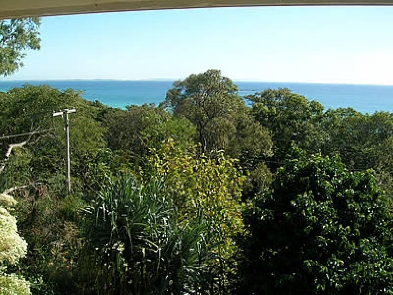 121 Mooloomba Road, Point Lookout QLD 4183