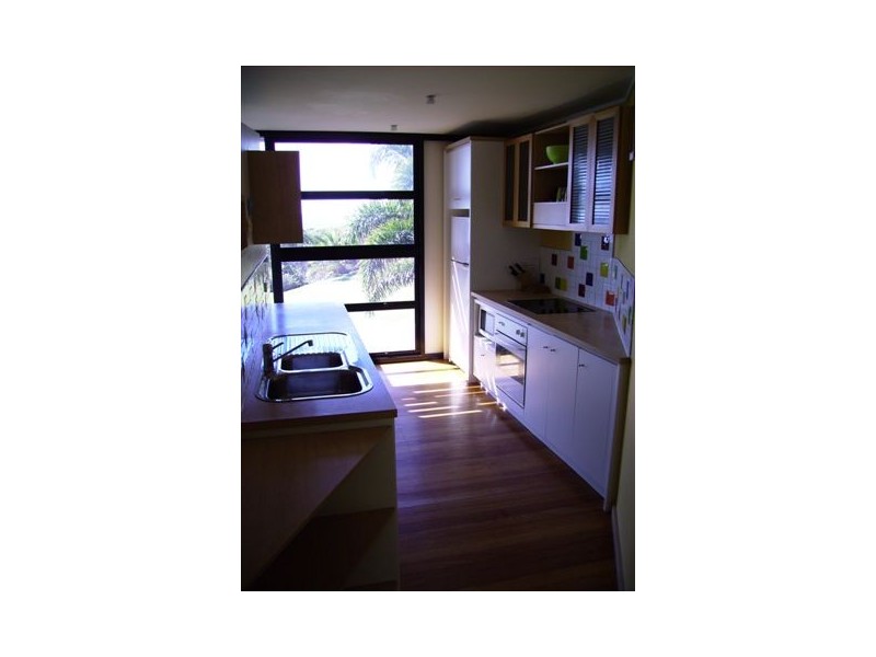 6 Roseby Court, Point Lookout QLD 4183