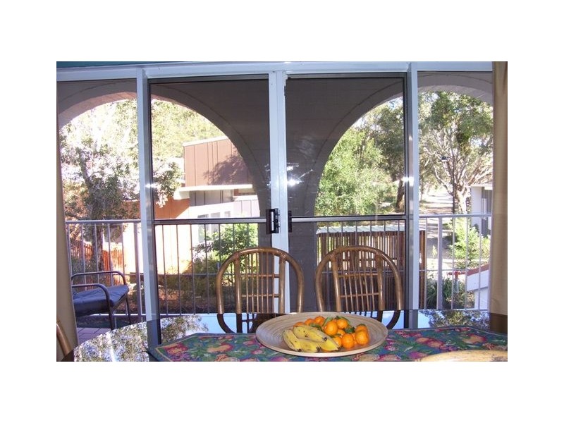 2/41 Dickson Way, Point Lookout QLD 4183