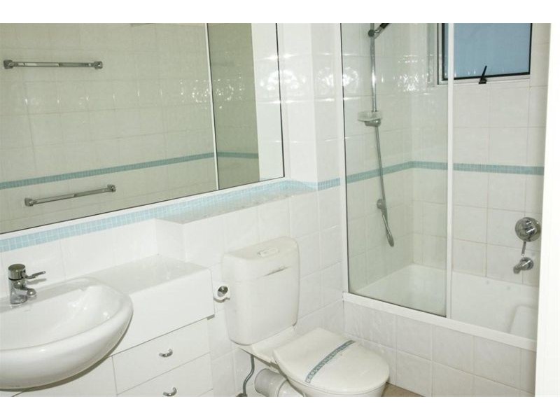 4 Timbin Road, Point Lookout QLD 4183