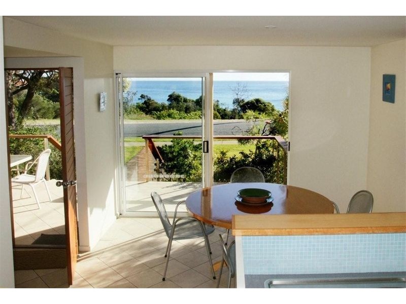 4 Timbin Road, Point Lookout QLD 4183