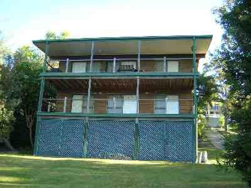 71 Tramican Street, Point Lookout QLD 4183