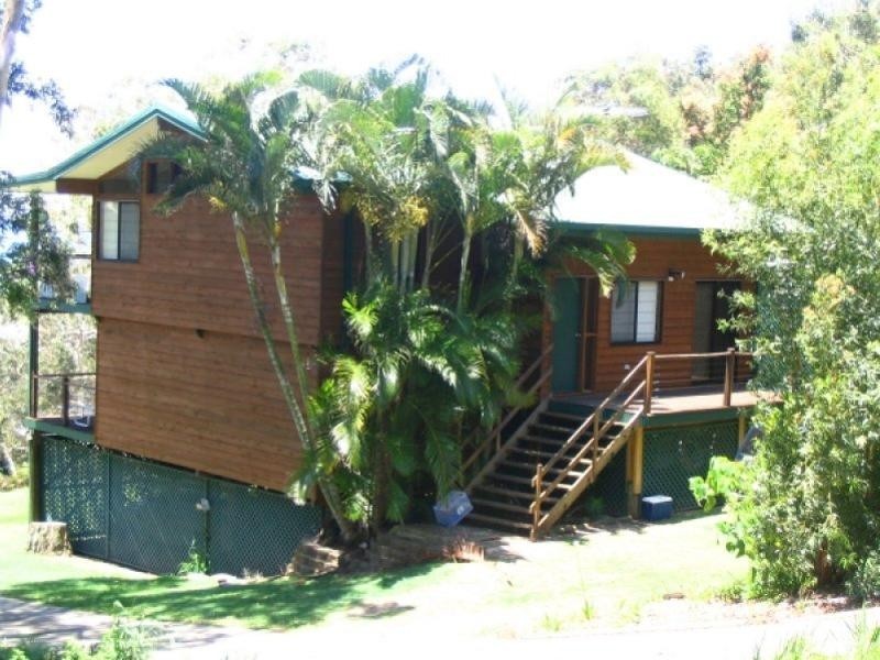 71 Tramican Street, Point Lookout QLD 4183