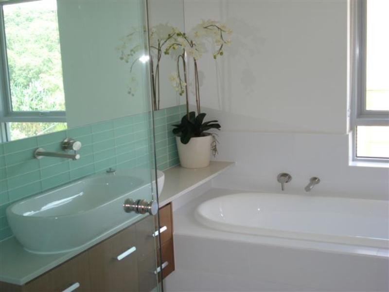 158 Dickson Way, Point Lookout QLD 4183