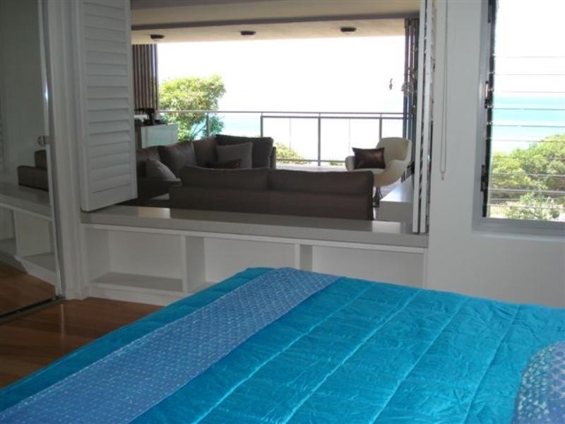 158 Dickson Way, Point Lookout QLD 4183