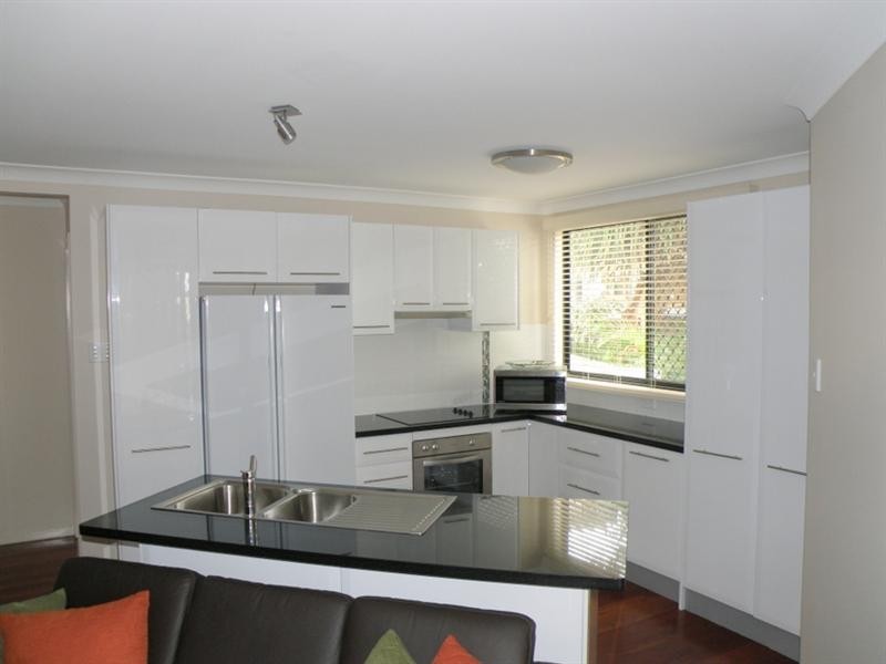 2/31 Cumming Parade, Point Lookout QLD 4183