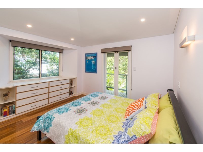 15 Billa Street, Point Lookout QLD 4183