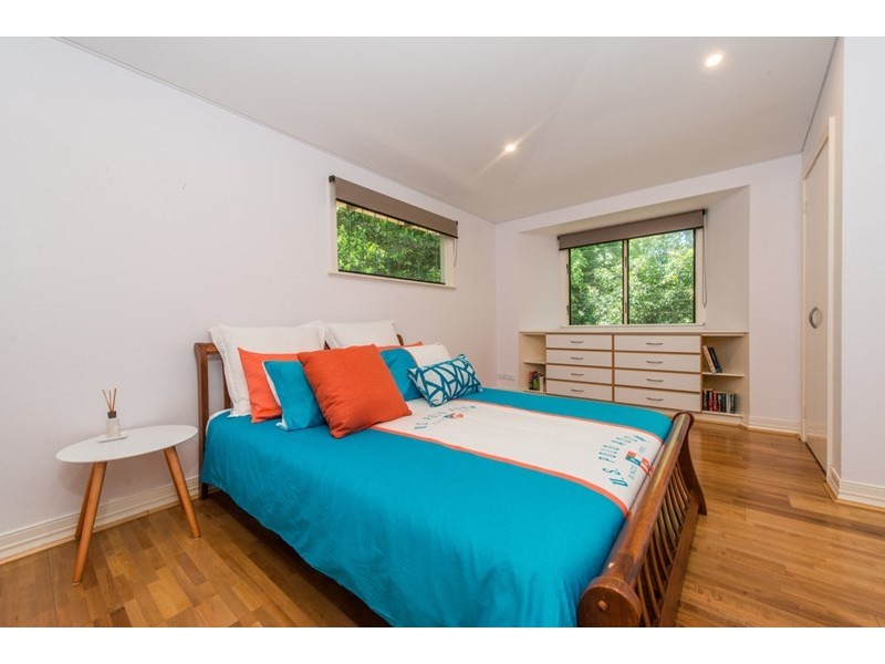 15 Billa Street, Point Lookout QLD 4183