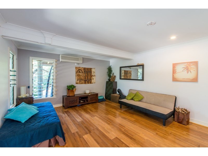 15 Billa Street, Point Lookout QLD 4183