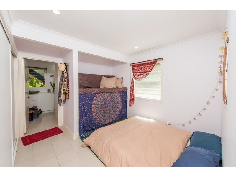 15 Billa Street, Point Lookout QLD 4183