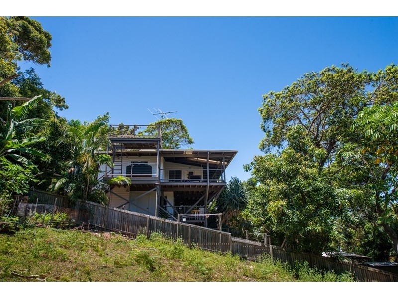 15 Billa Street, Point Lookout QLD 4183