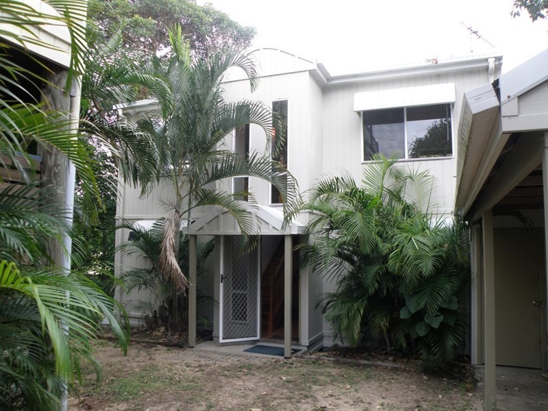 10b Yarrong Road, Point Lookout QLD 4183