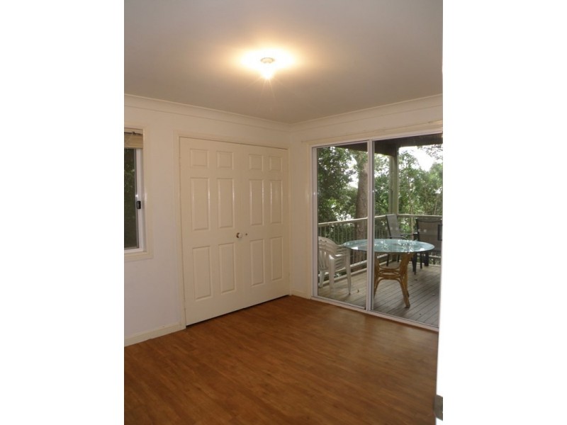 10b Yarrong Road, Point Lookout QLD 4183