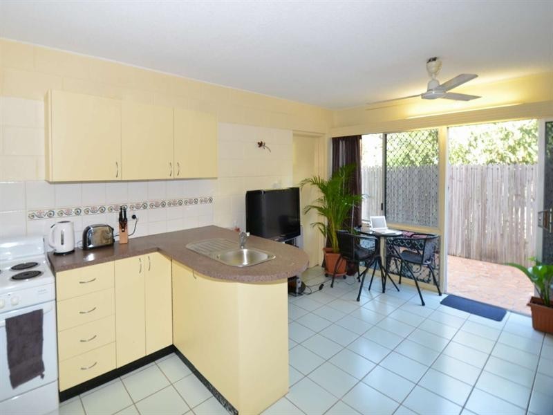 9/19 Ryan Street, North Ward QLD 4810