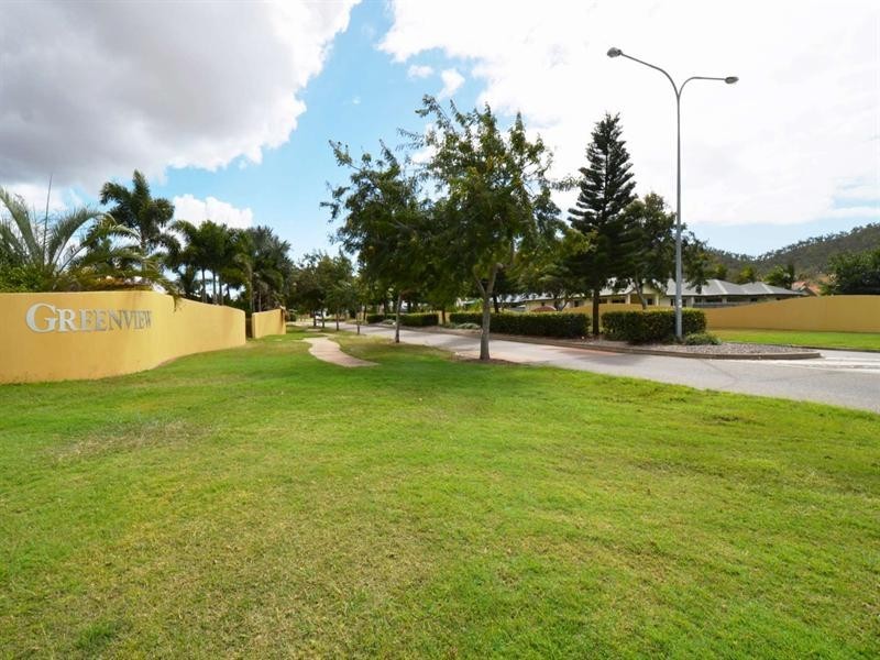 91 Thorn Street, Mount Louisa QLD 4814