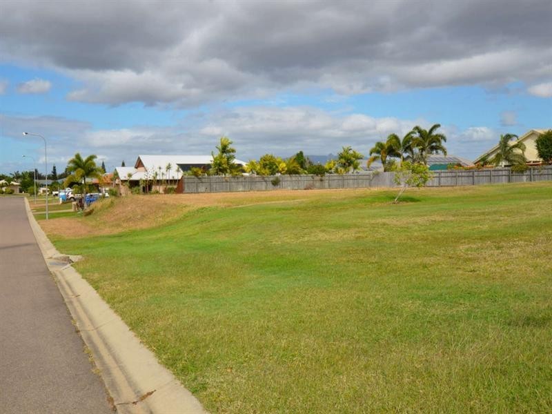 91 Thorn Street, Mount Louisa QLD 4814