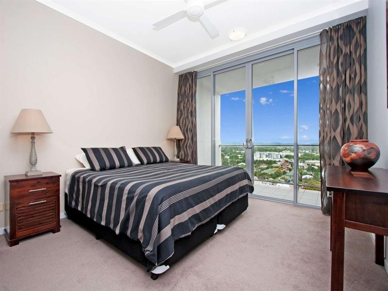 1107/2 Dibbs Street, South Townsville QLD 4810