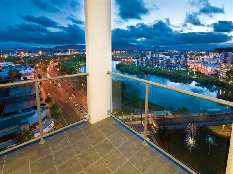 1107/2 Dibbs Street, South Townsville QLD 4810