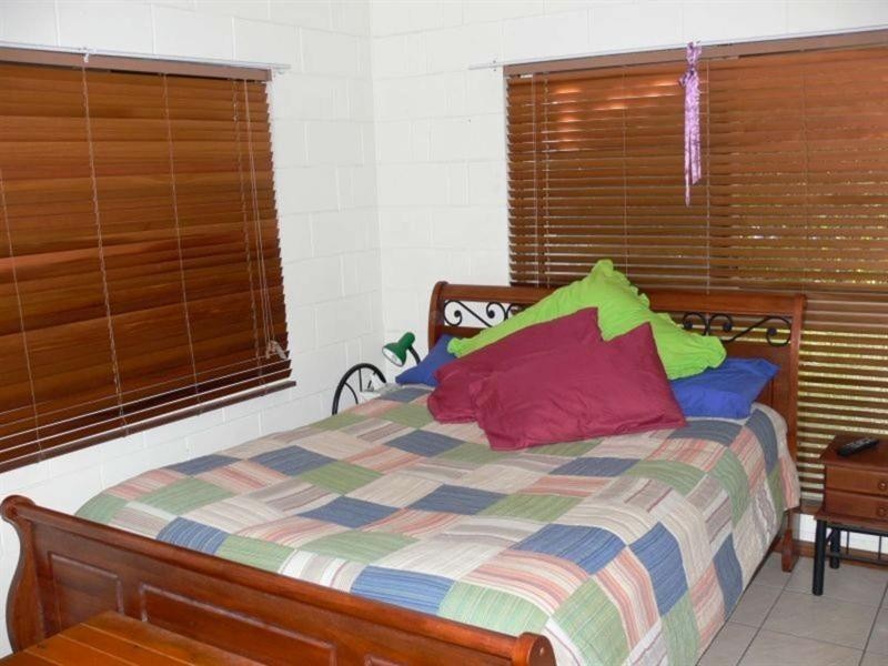 96 Thirteenth Avenue, Home Hill QLD 4806