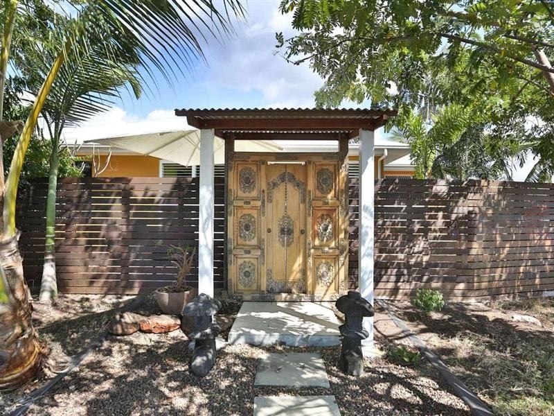 2 Dundabella Drive, Deeragun QLD 4818