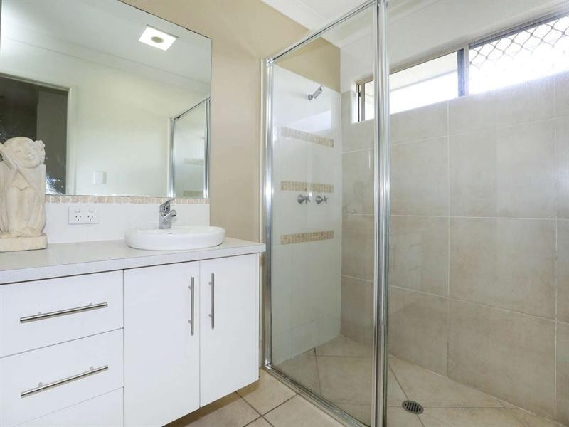 2 Dundabella Drive, Deeragun QLD 4818