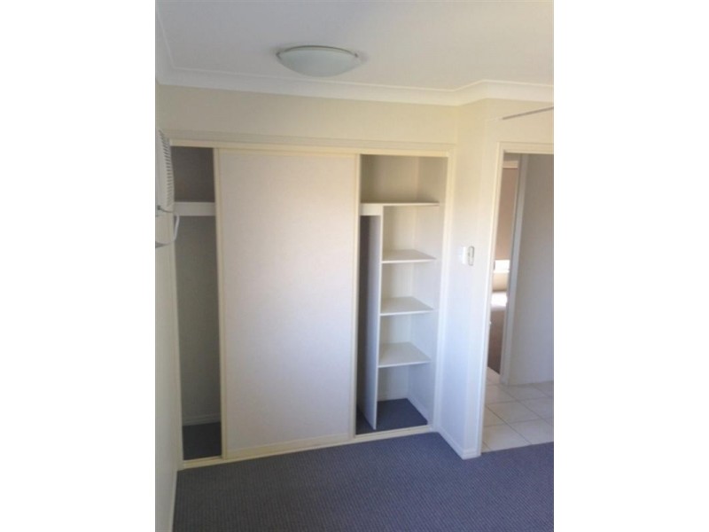 8 Summergold Street, Mount Low QLD 4818