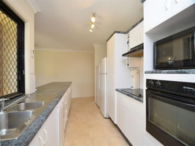 6 Trinca Court, Rasmussen QLD 4815