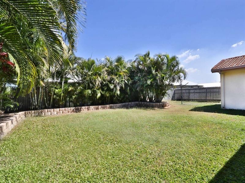 12 Bellamy Drive, Rasmussen QLD 4815