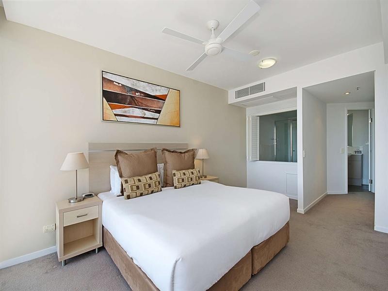 1204/2 Dibbs Street, South Townsville QLD 4810